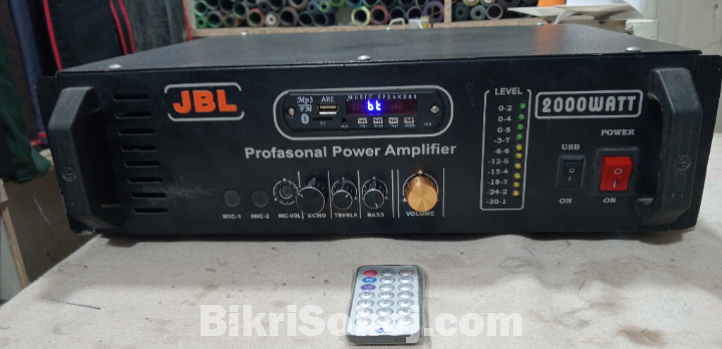 JBL  amplifier